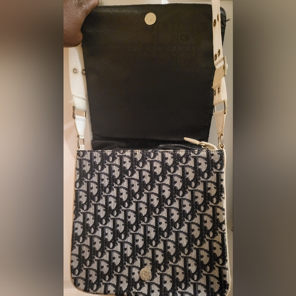 Christian dior handbag - Picture 6 of 6